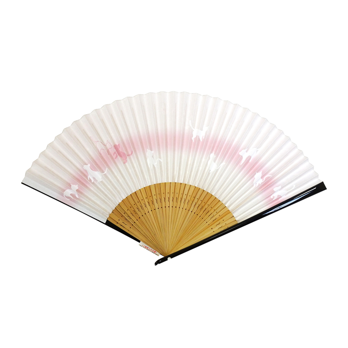 【日本製 女性用 扇子】 明るい虹色グラデーションのデザインに、洋の雰囲気を持つ唐草模様と愛らしい猫が描かれた扇子。猫好きに人気