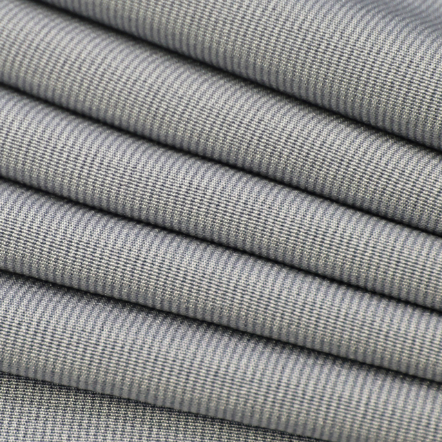 万筋文様 濱ちりめん 着尺｜利休白茶系・お茶会に重宝する上質小紋