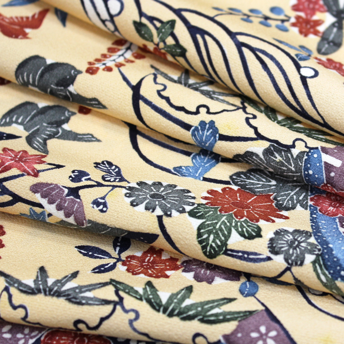 古琉球小紋　紅型染　丹後ちりめん　正絹 ― 上品で華やかなおしゃれ着・お茶会着に