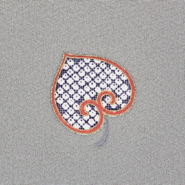 飛び柄小紋 葵文様(フタバアオイ)|丹後ちりめん・日本の絹|茶席に 飛び柄小紋 葵文様(フタバアオイ)|丹後ちりめん・日本の絹|茶席に
