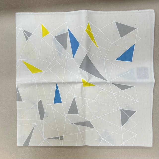 むす美 風呂敷 氷割れ模様 お祝い ギフト 春 新生活 入学 引越し プレゼント 包装 布ラッピング 和柄 日本製 エコバッグに