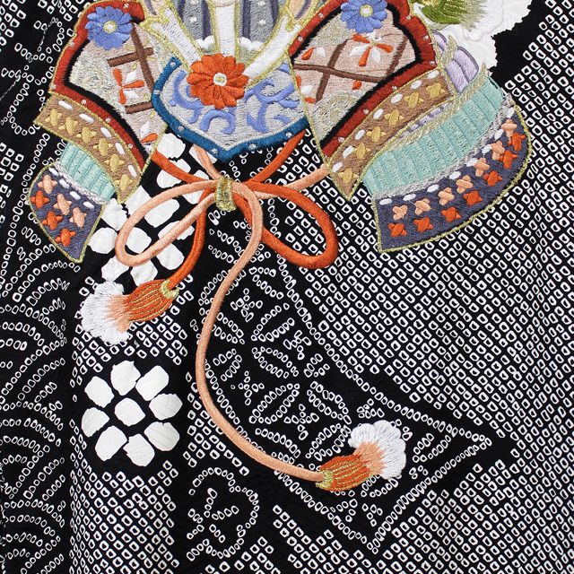 お宮参り着・男児】のしめ 正絹 黒地 摺疋田絞り 兜に龍の刺繍 巻物